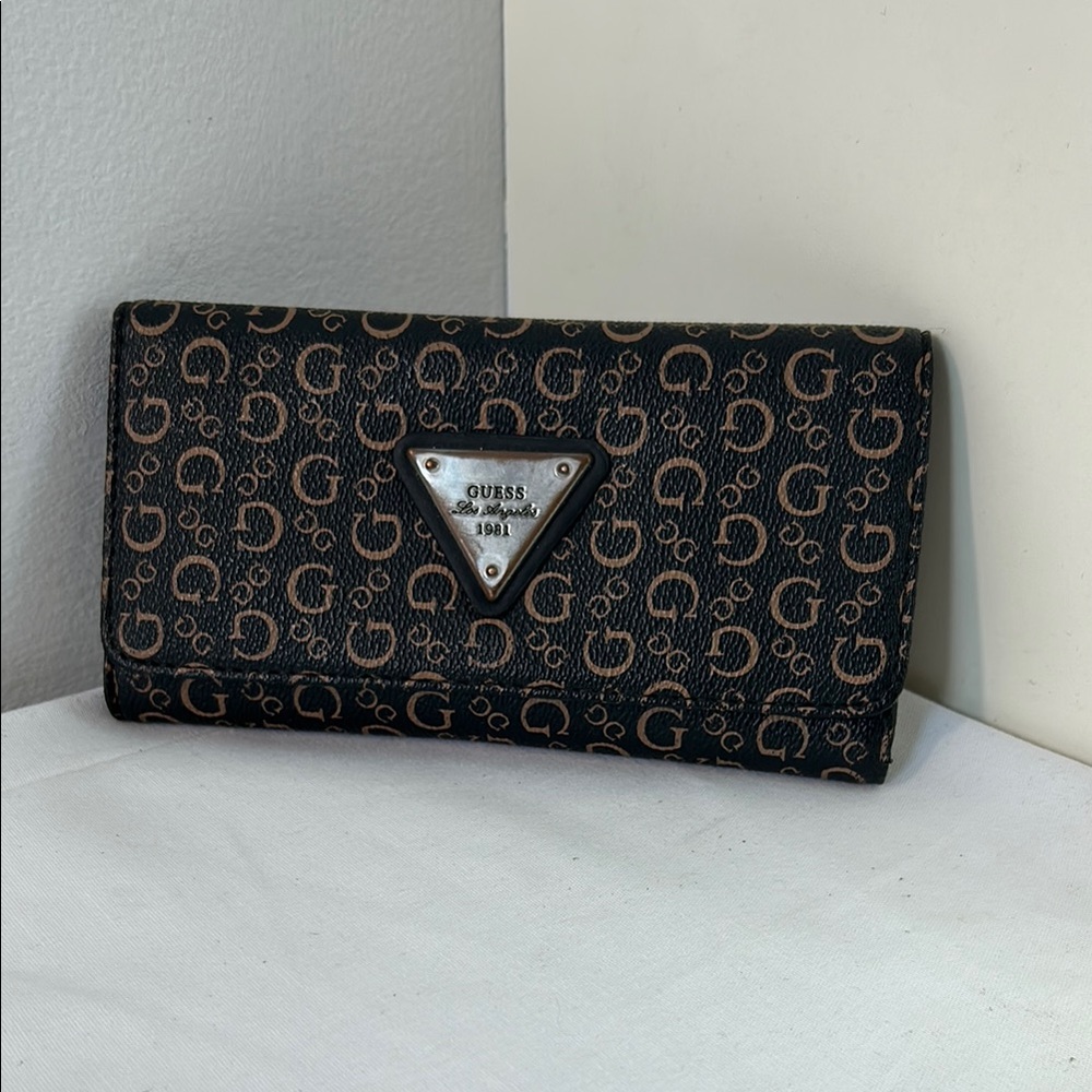 Guess Los Angeles 1981 Black and Brown Patterned Wallet